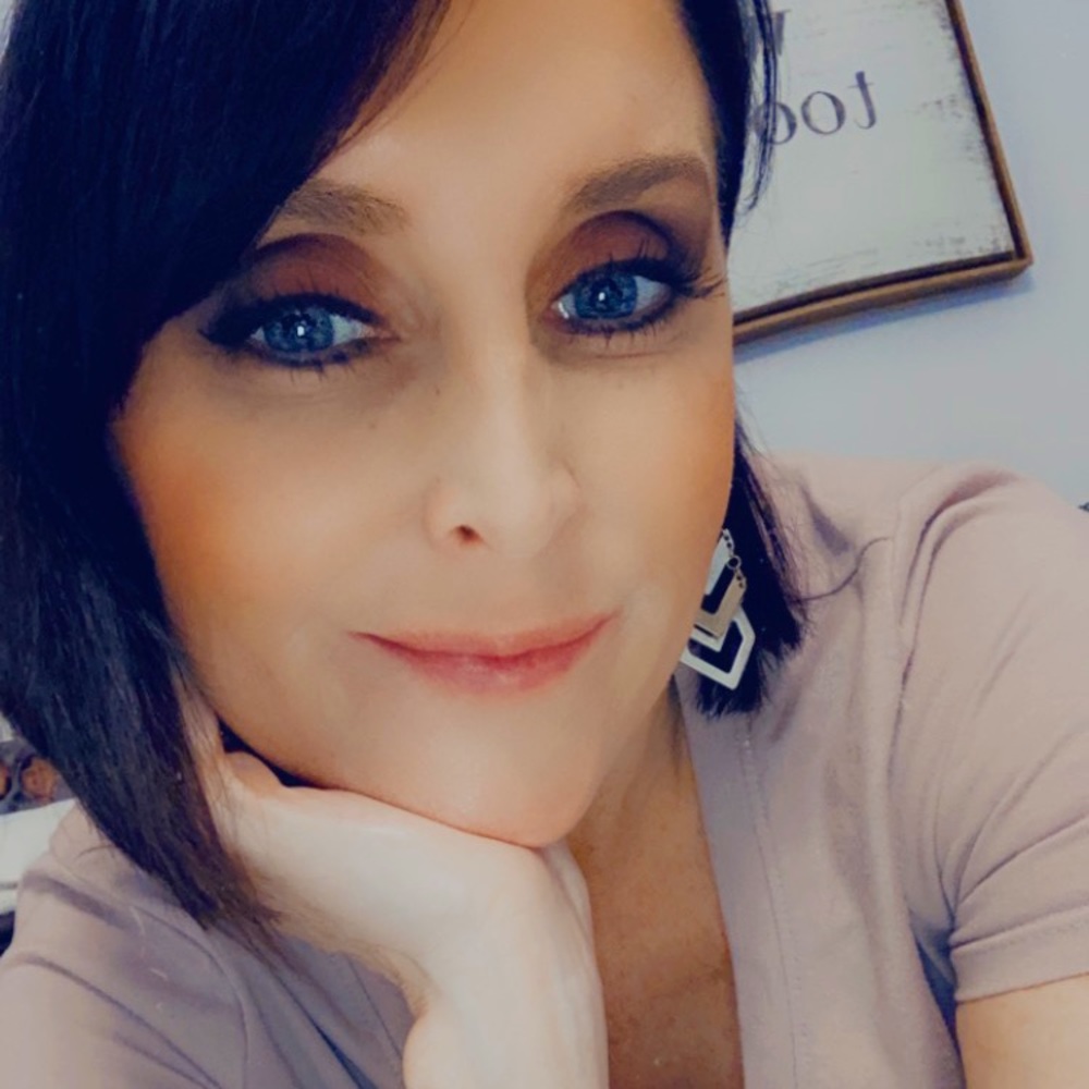 Meet your Posher, Marisa